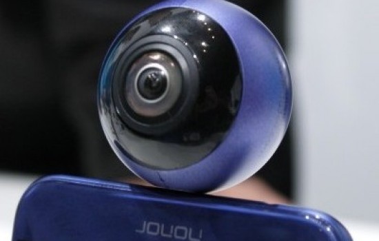 Huawei представил 360-градусную камеру для смартфонов